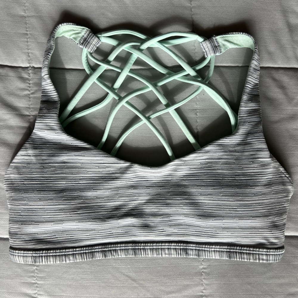 Lululemon Free to Be Wild Bra